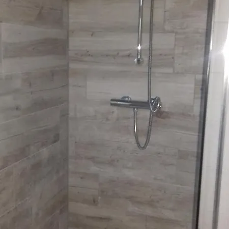 Studio Dans Quartier Calme Pres De * La Roche-sur-Yon